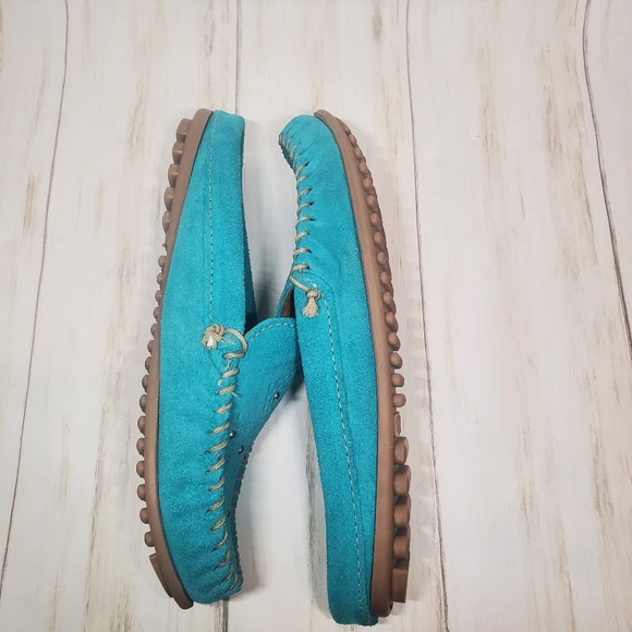 Minnetonka Leila Studded Suede Slip On Mule Moccasin size 6 - Picture 6 of 8